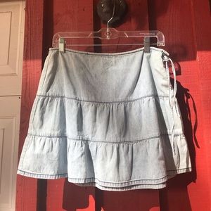 Vintage Tommy Hilfiger Denim Mini Skirt 🍂